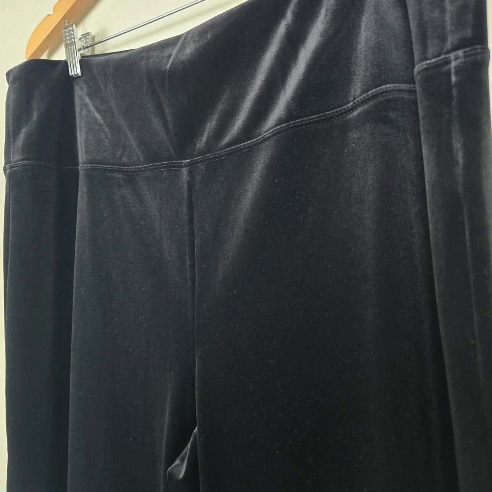 J. Jill Wearever Collection Black Velvet Smooth-Fit Wide Leg Pants Size‎ L – NWT